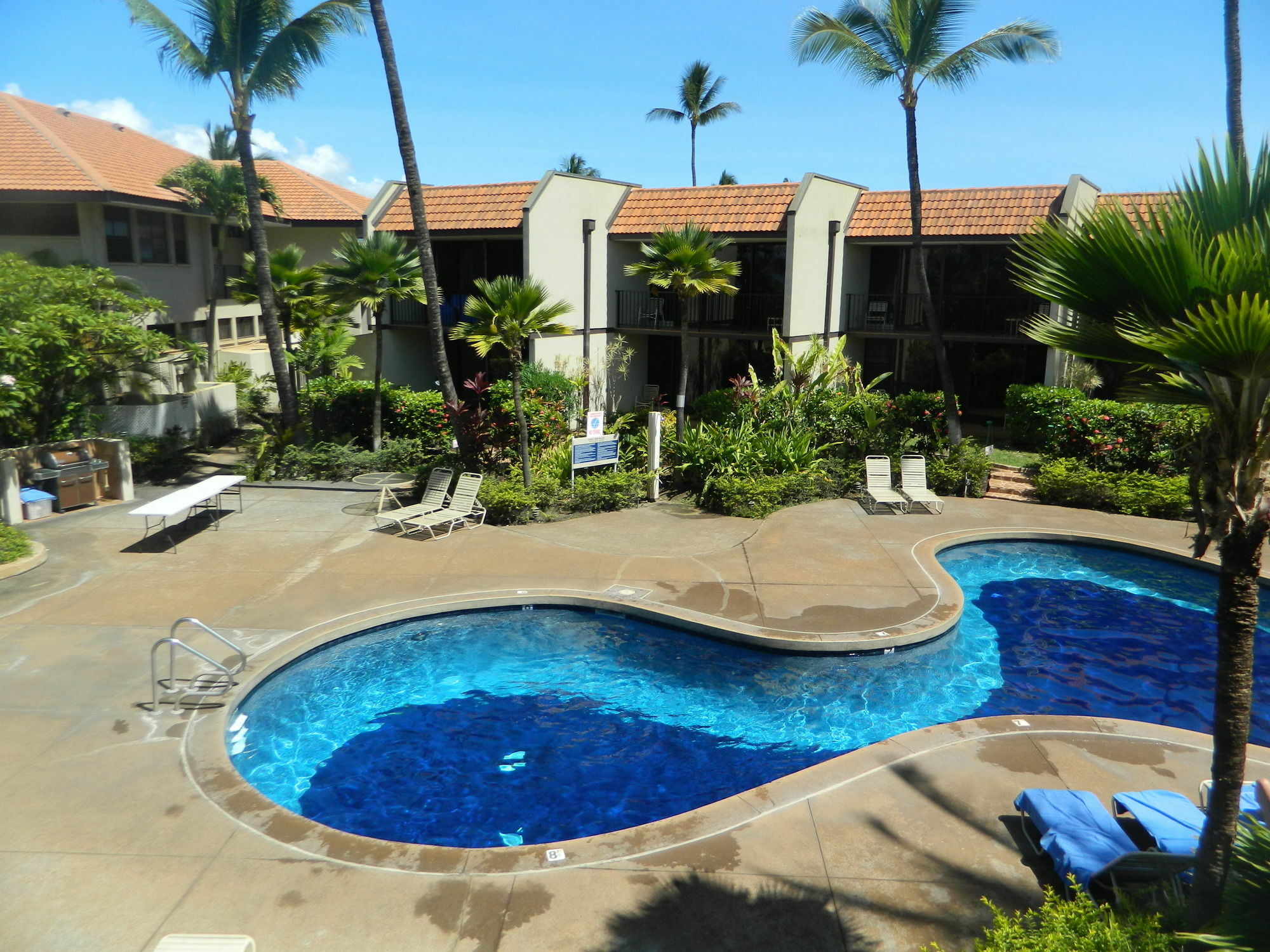 Maui Beach Vacation Club Kihei Exterior photo